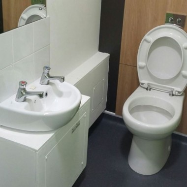 Gwenfro Primary School Bathrooms Gwenfro Primary School Bathrooms