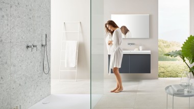 Geberit Olona shower surface