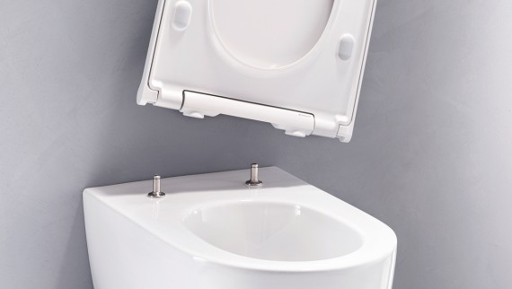 Geberit ONE WC with removable lid and seat ring