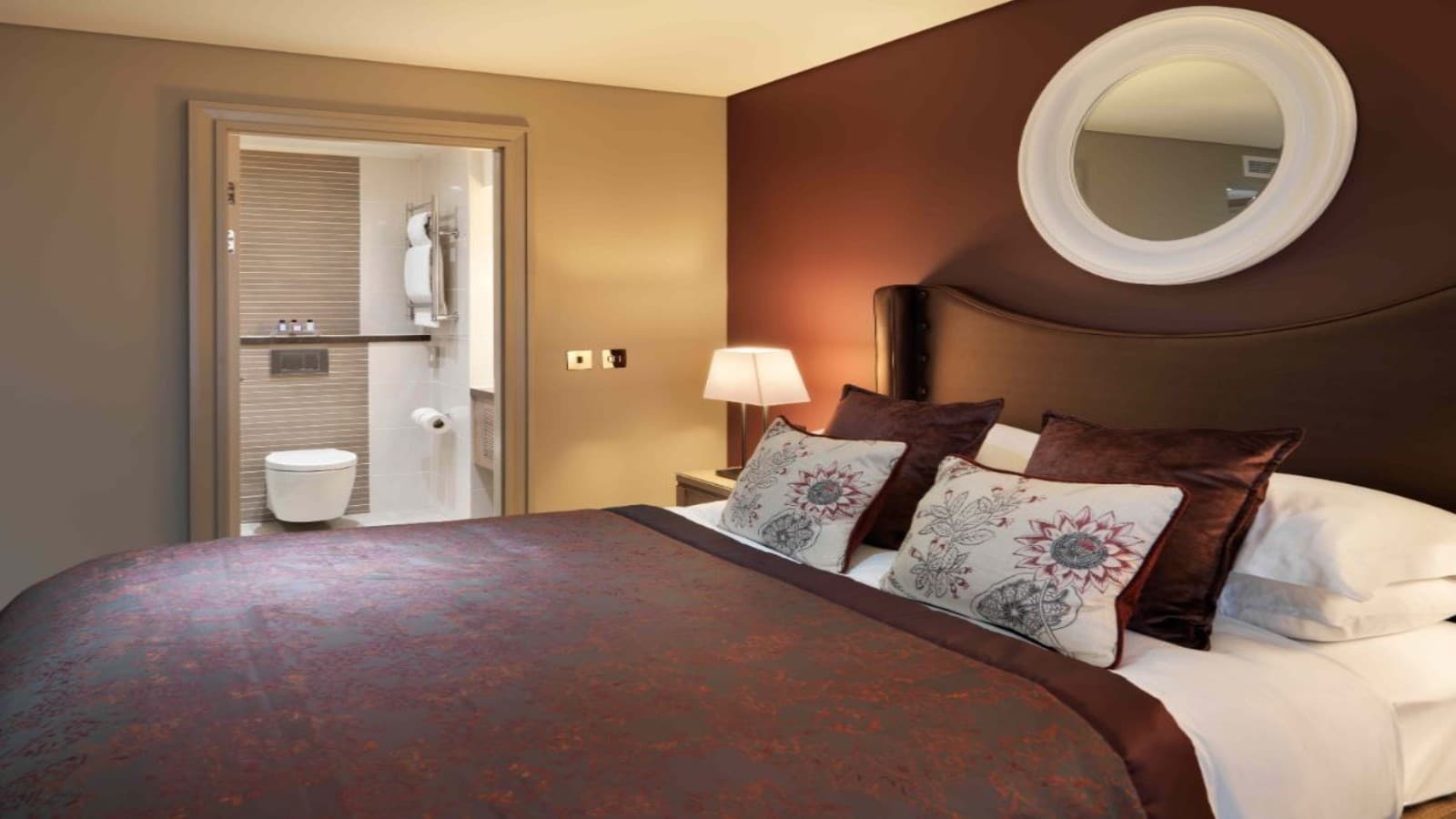 The Macdonald Windsor Hotel The Macdonald Windsor Hotel