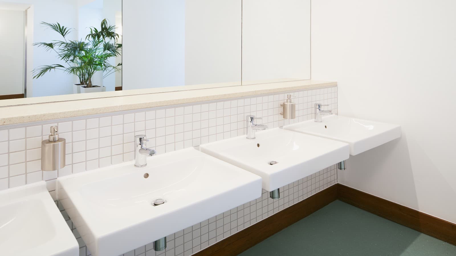 Geberit iCon washbasins at the RIBA Clore Learning Centre Geberit iCon washbasins at the RIBA Clore Learning Centre