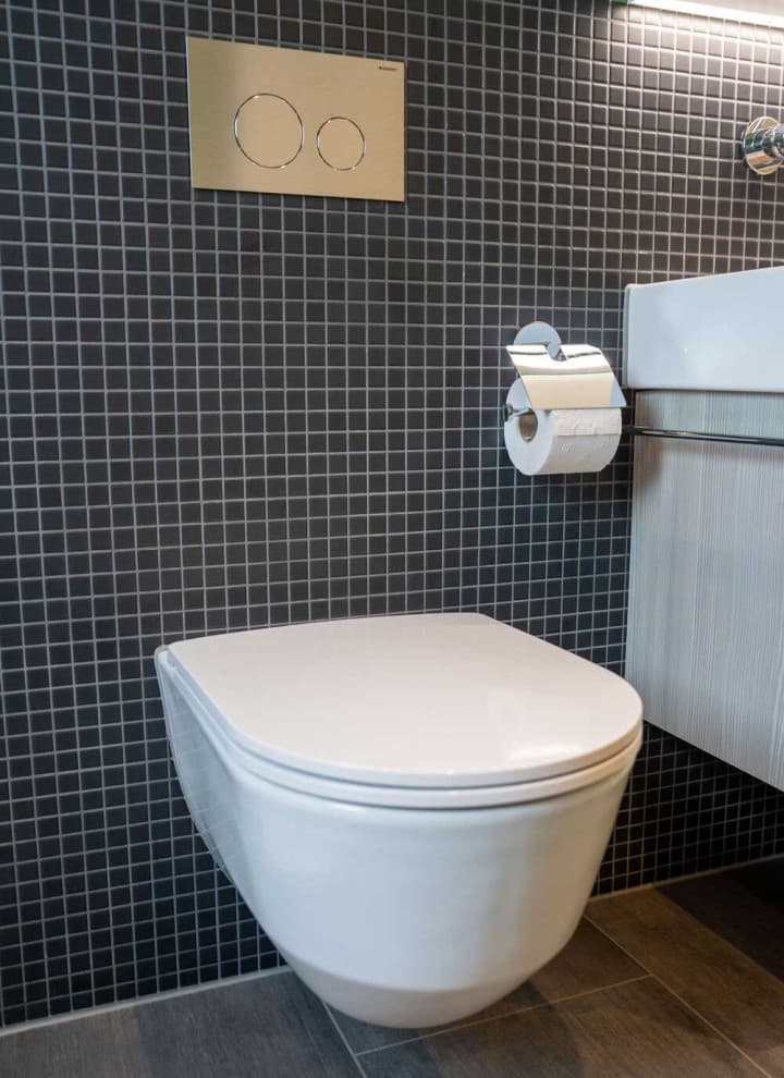 Bathroom with Geberit Sigma40 flush plate Bathroom with Geberit Sigma40 flush plate