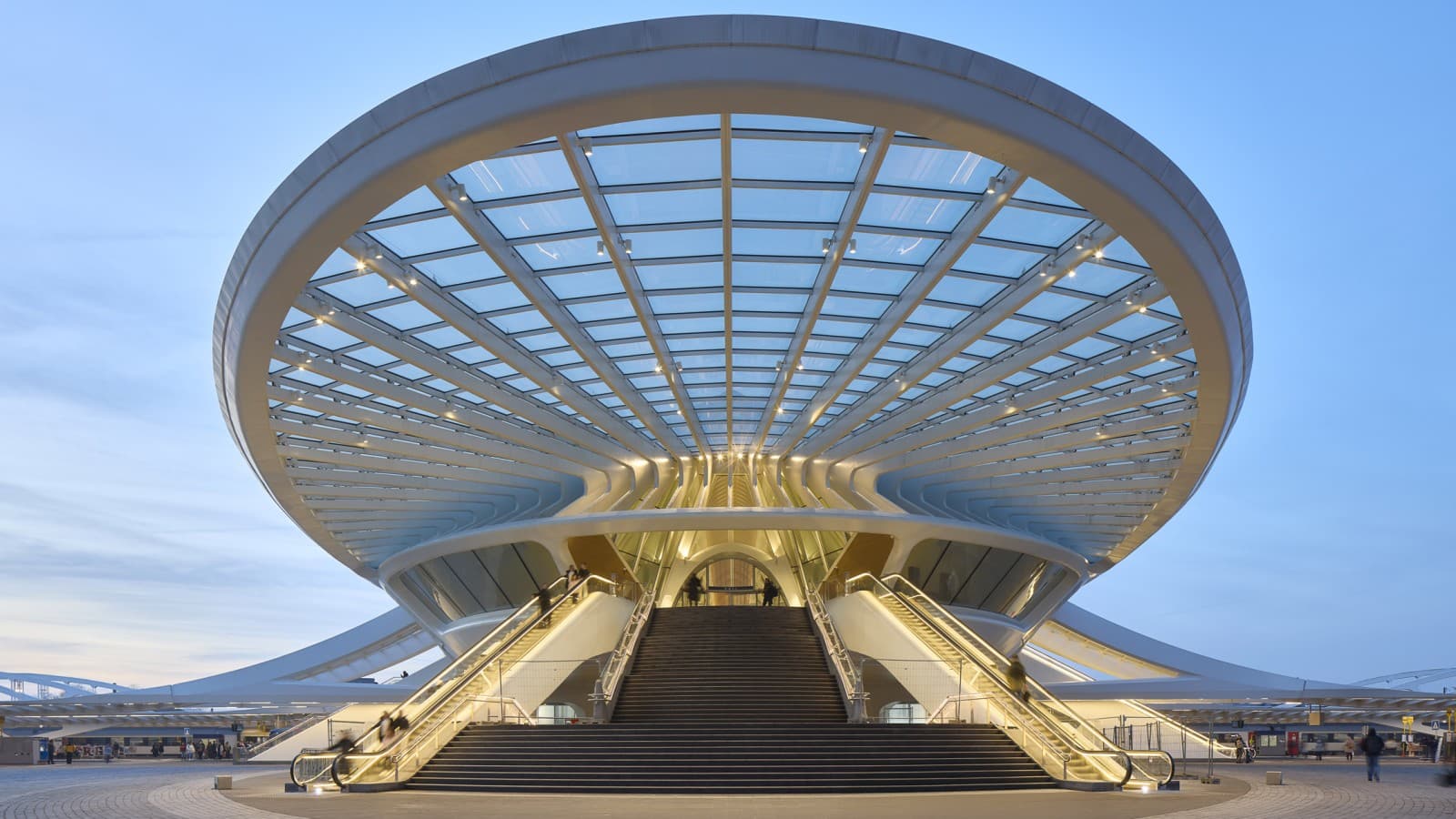 The Gare de Mons has become a landmark of the Belgian city of Mons (© Oliver Schuh, Palladium Photodesign) The Gare de Mons has become a landmark of the Belgian city of Mons (© Oliver Schuh, Palladium Photodesign)