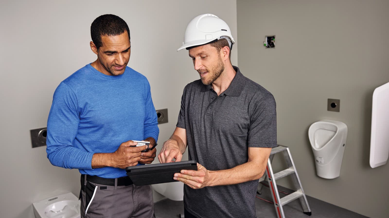 Planning a connected system in public sanitary rooms Planning a connected system in public sanitary rooms